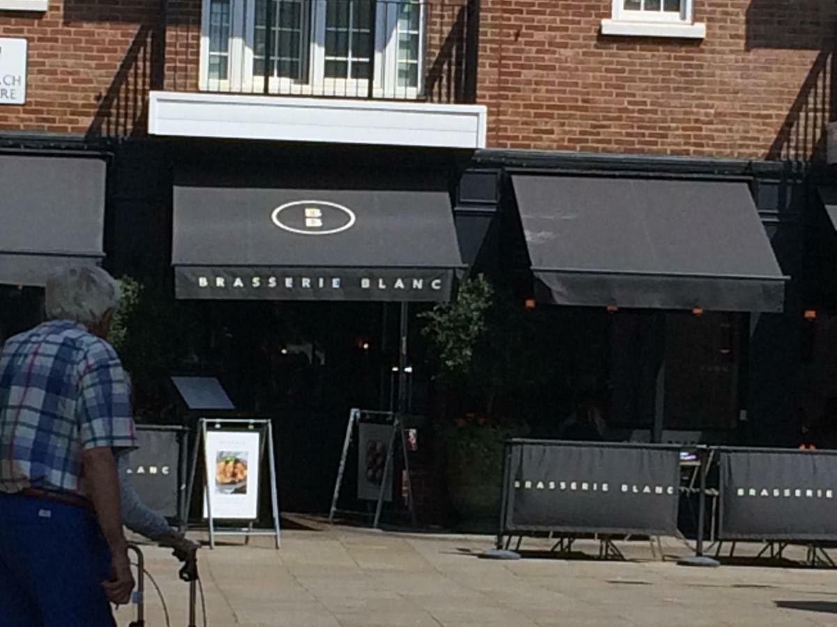 The Citiroom Chichester Exterior foto